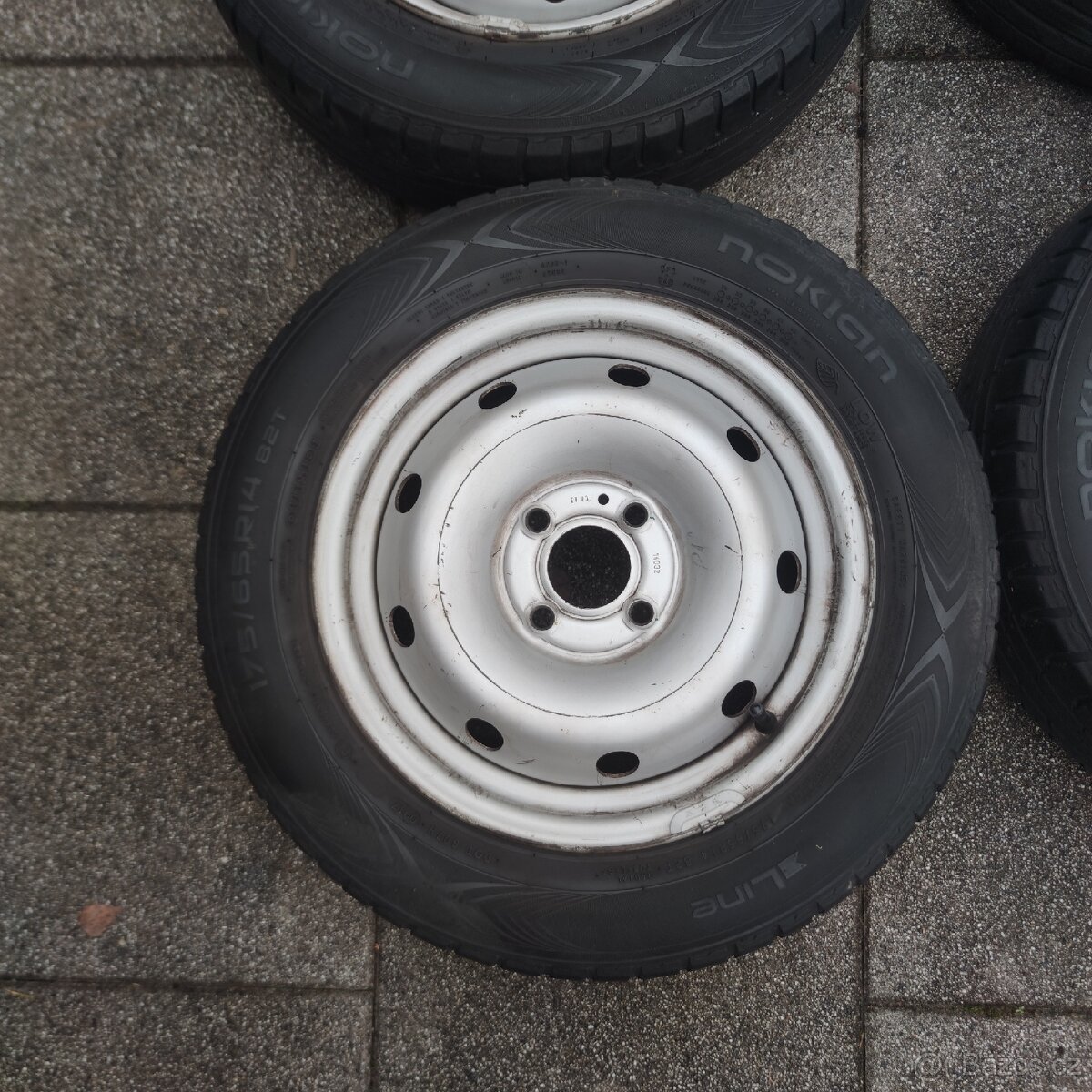 Komplet sada KFZ disků s Nokian pneu - 2