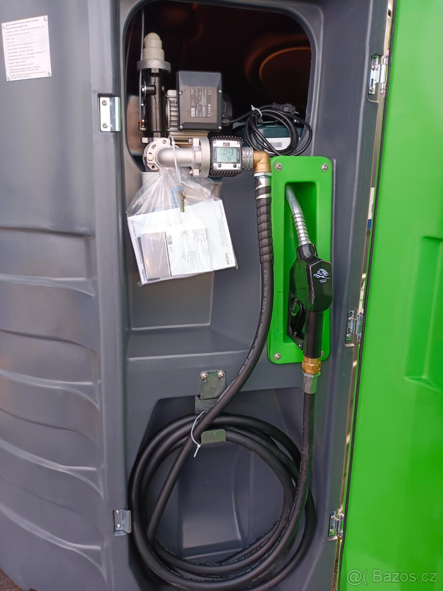 Dvouplášťová nádrž na naftu 2500 litrů - 2