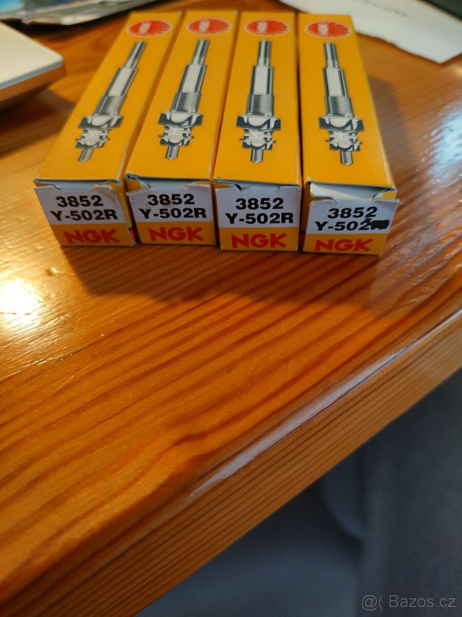 Žhavící svíčky NGK 3852 - 2