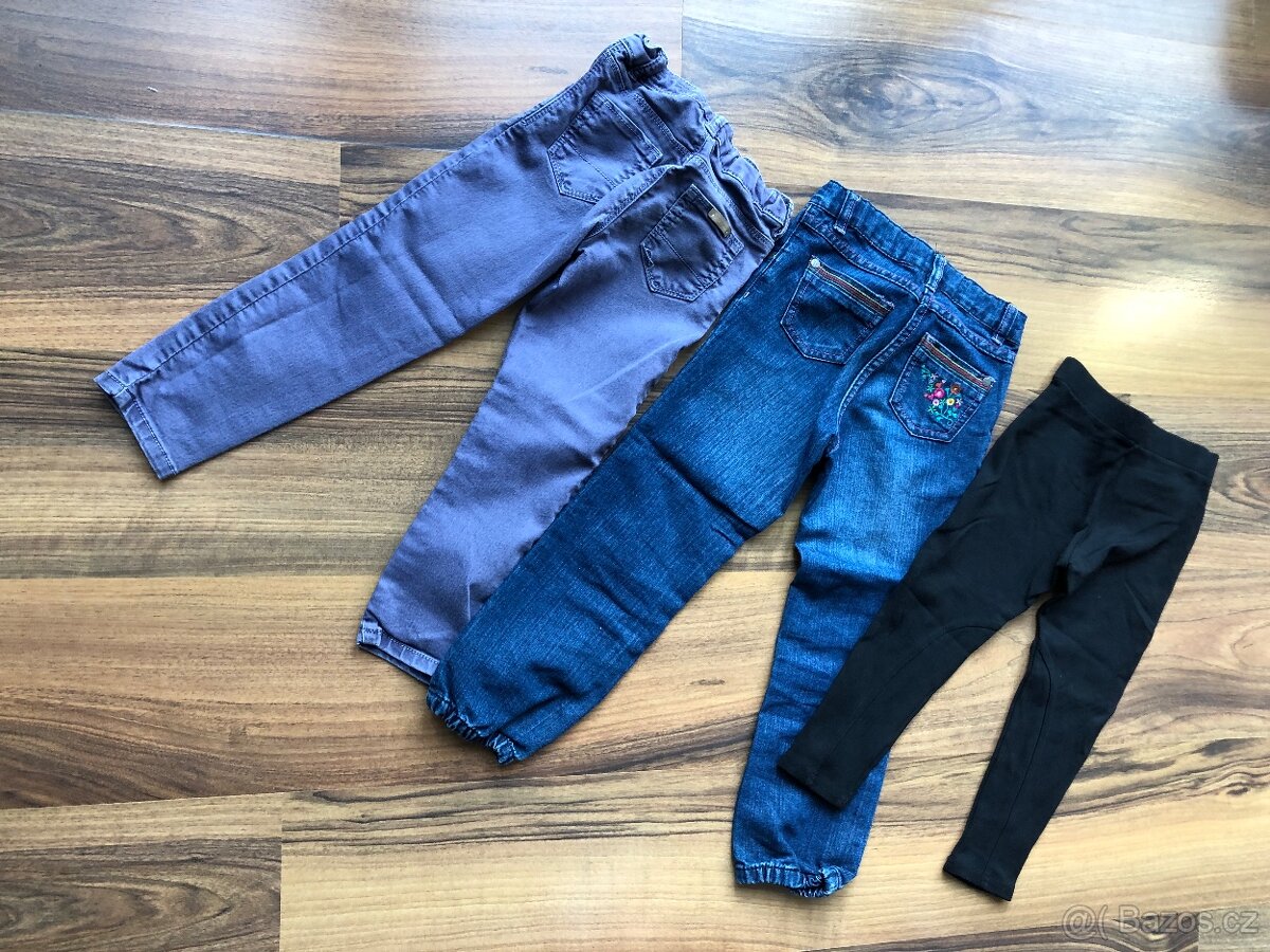 Dívčí kalhoty 4/5 let - 2