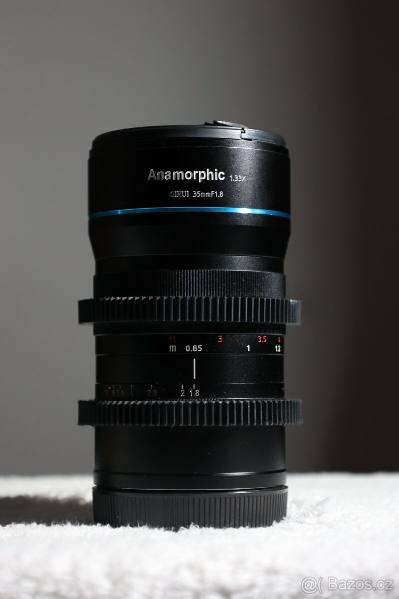 SIRUI 1.33x S35 Series Anamorphic Lens - RF MOUNT - 2