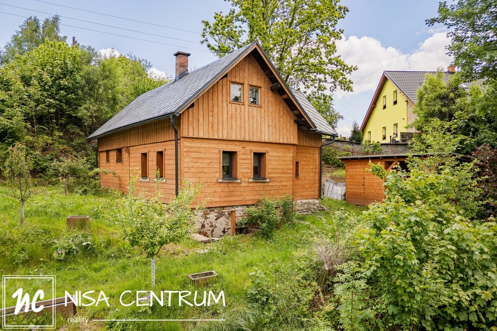 Prodej rodinného domu - 2