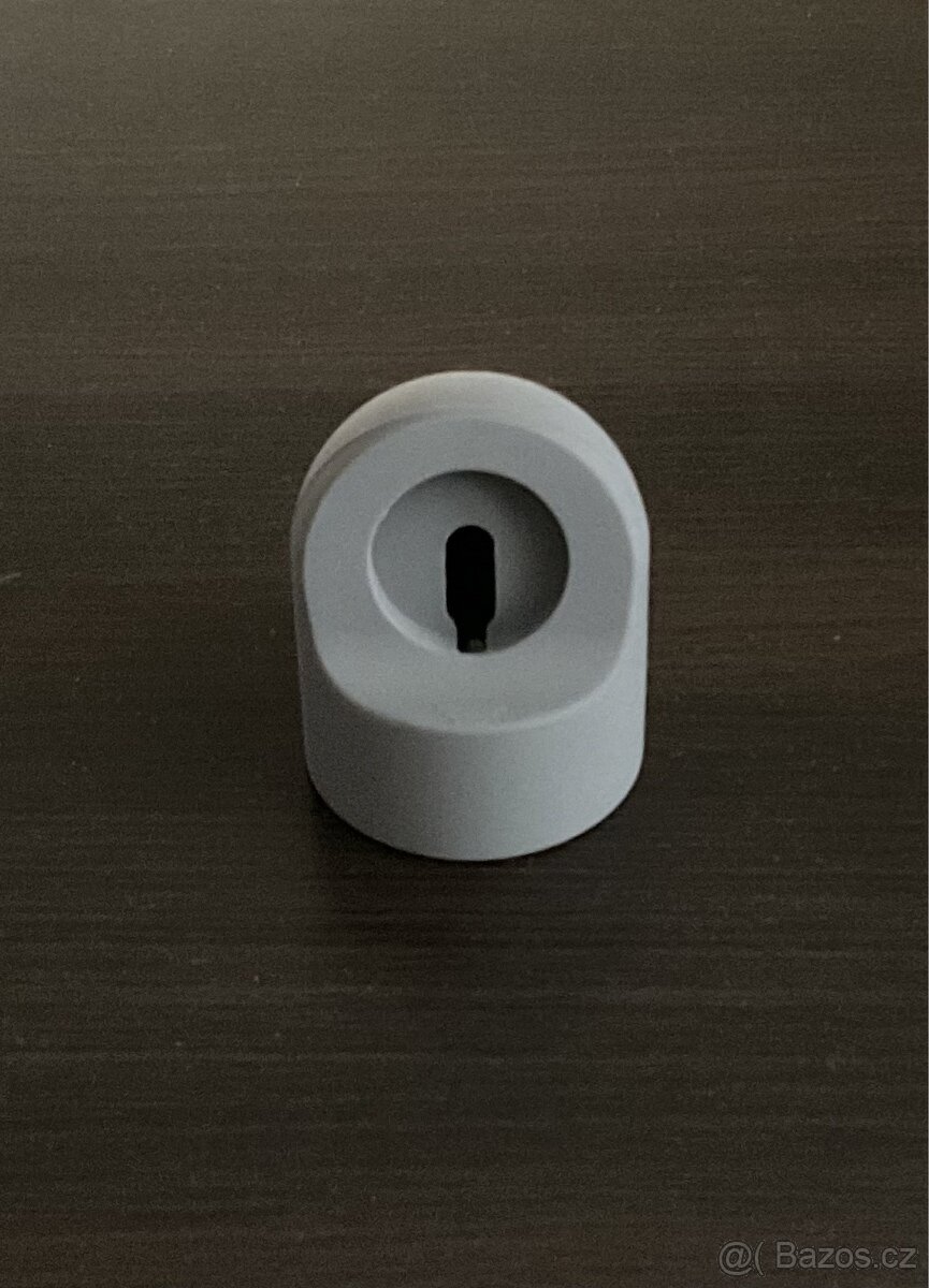 Stojánek na Apple watch - 2