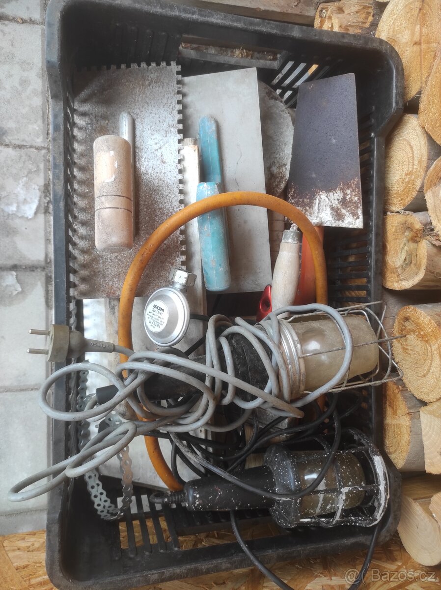 Zbytky ze stavby - 2