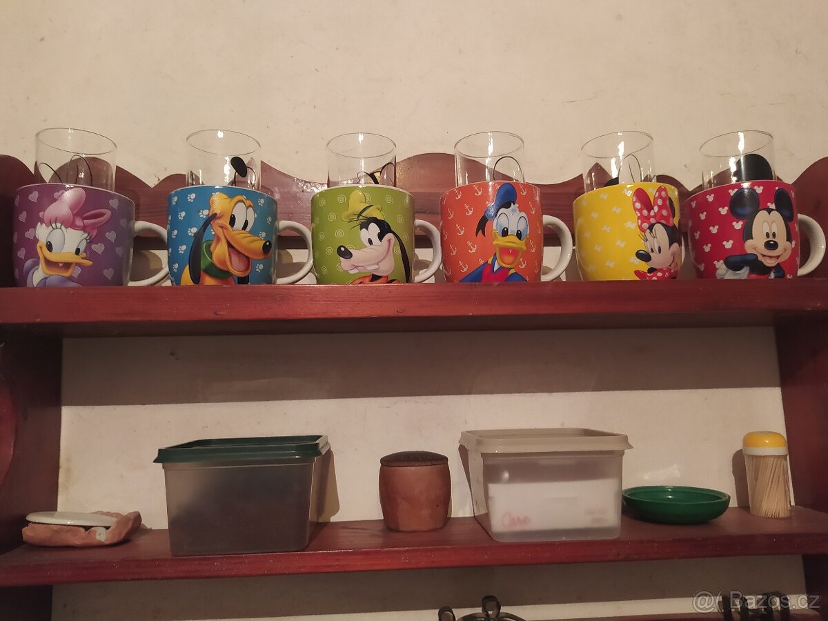 Disney hrnky a sklničky - 2