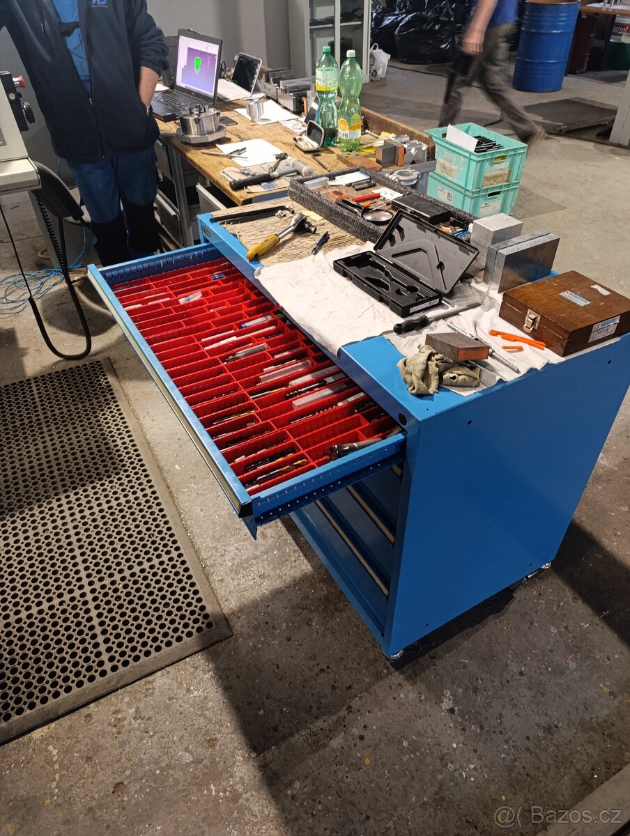 5-ti osá frézka Quaser 600 - 2