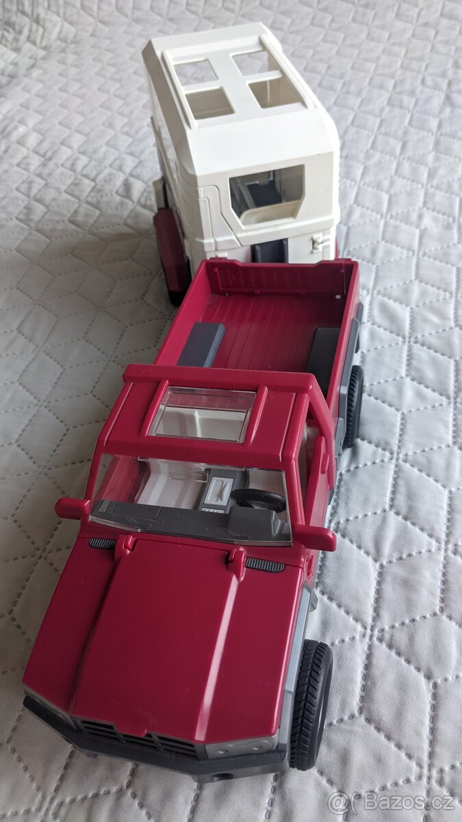 Auto s přívěsem Schleich - 2