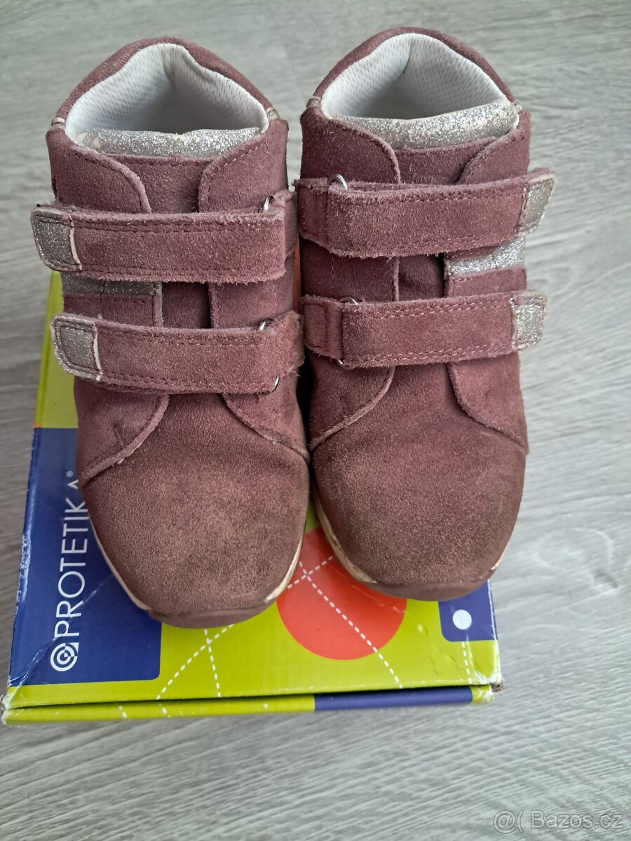 Celoroční dívčí boty Protetika 26 - 2