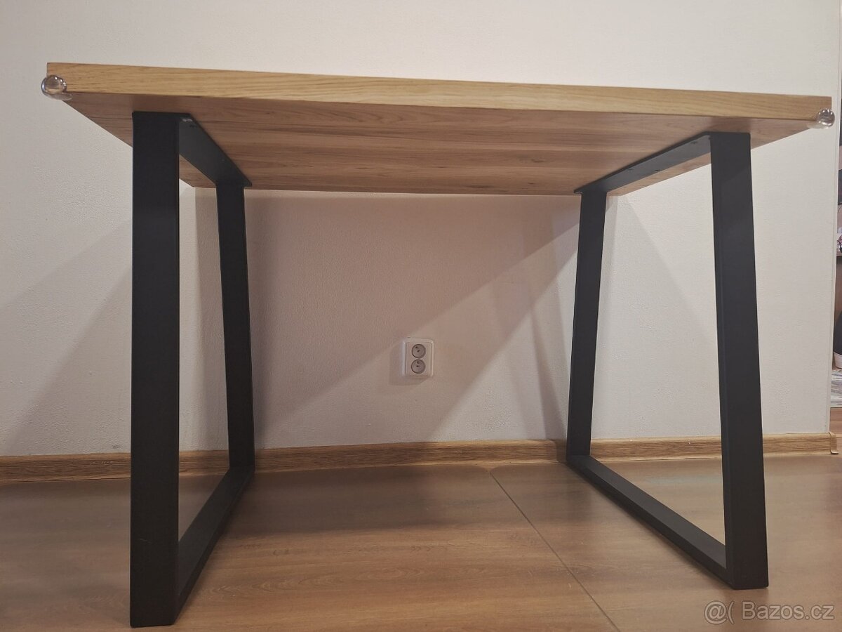 Jídelní stůl dub - 2