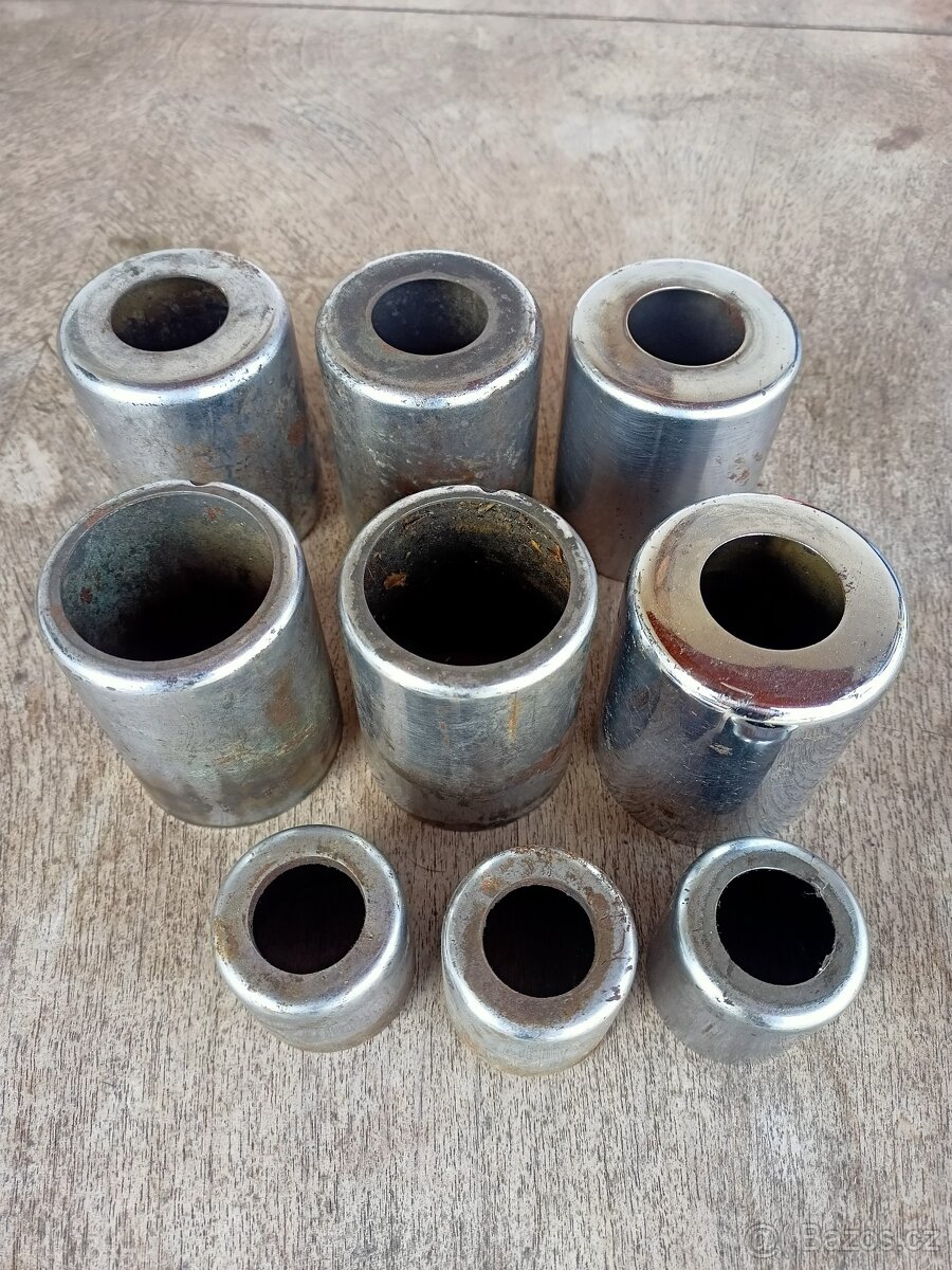 Kryty tlumičů Jawa - 2