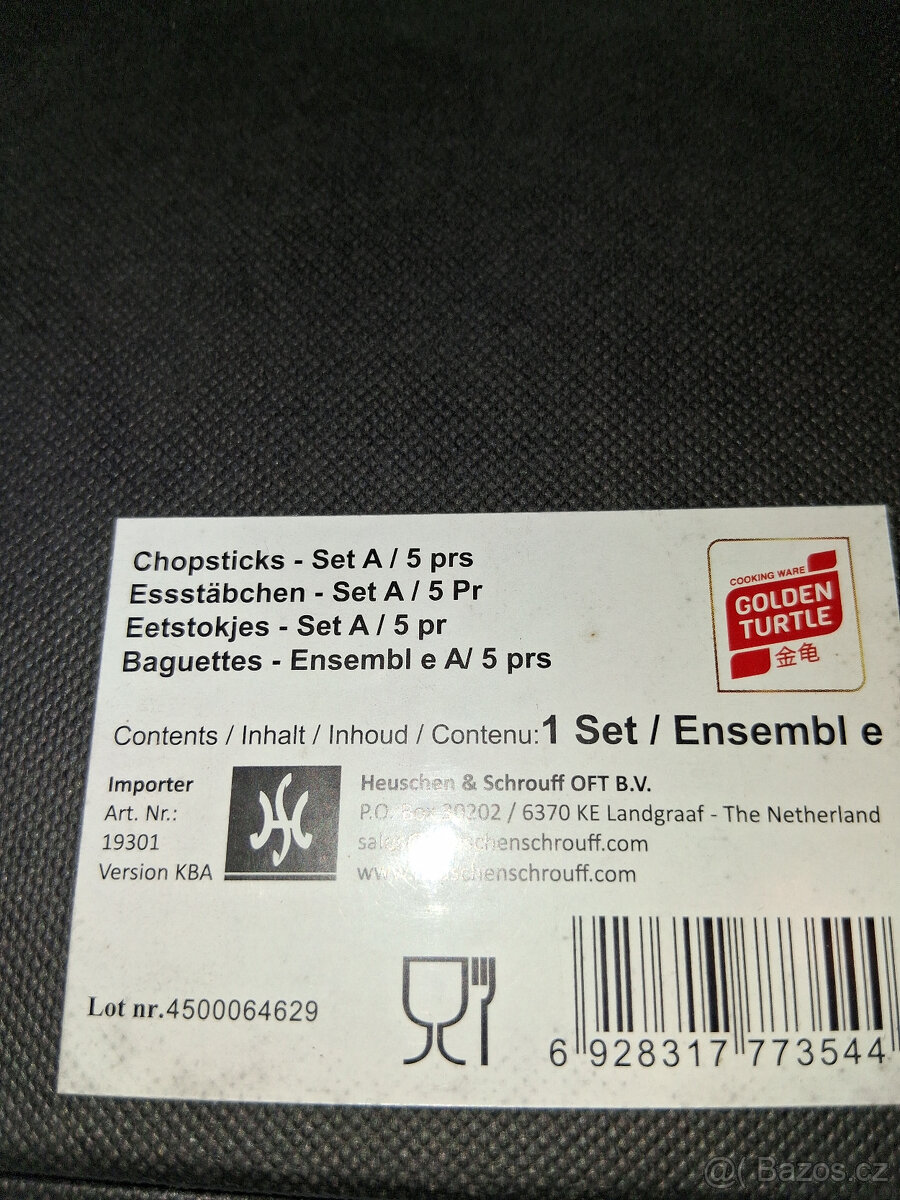 sada čínských hůlek s podložkami - 2