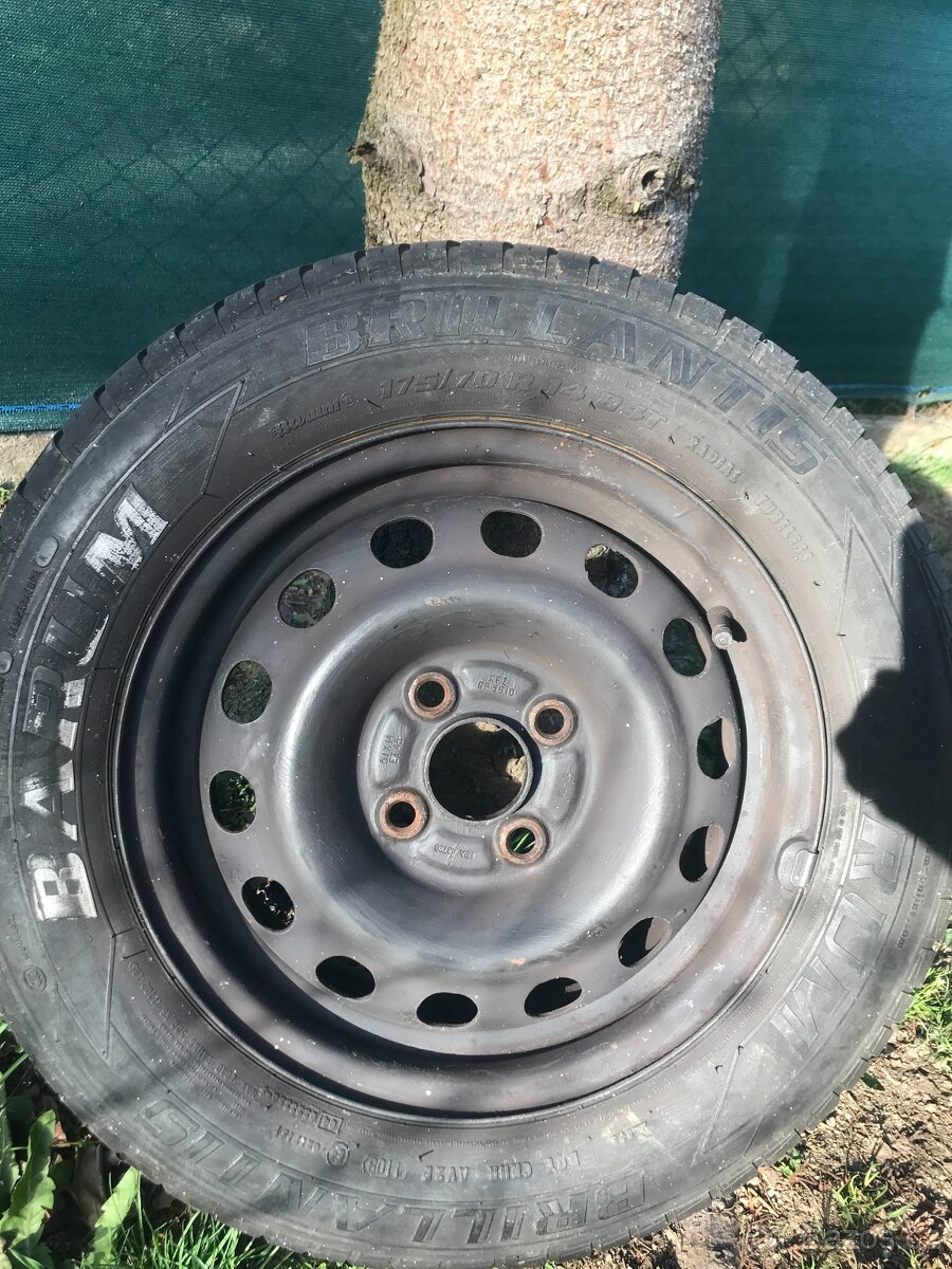 PNEU NA DISCÍCH - 2