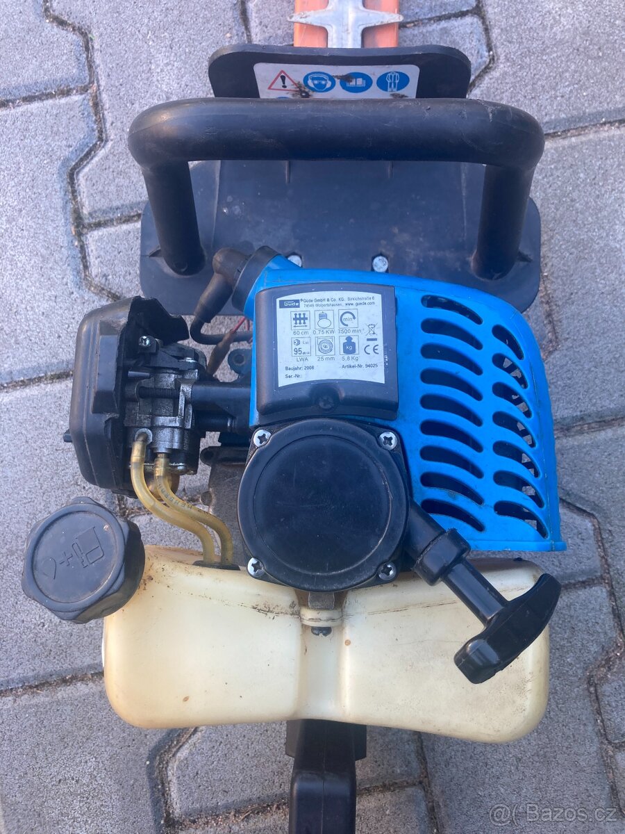 nůžky na živý plot - 2