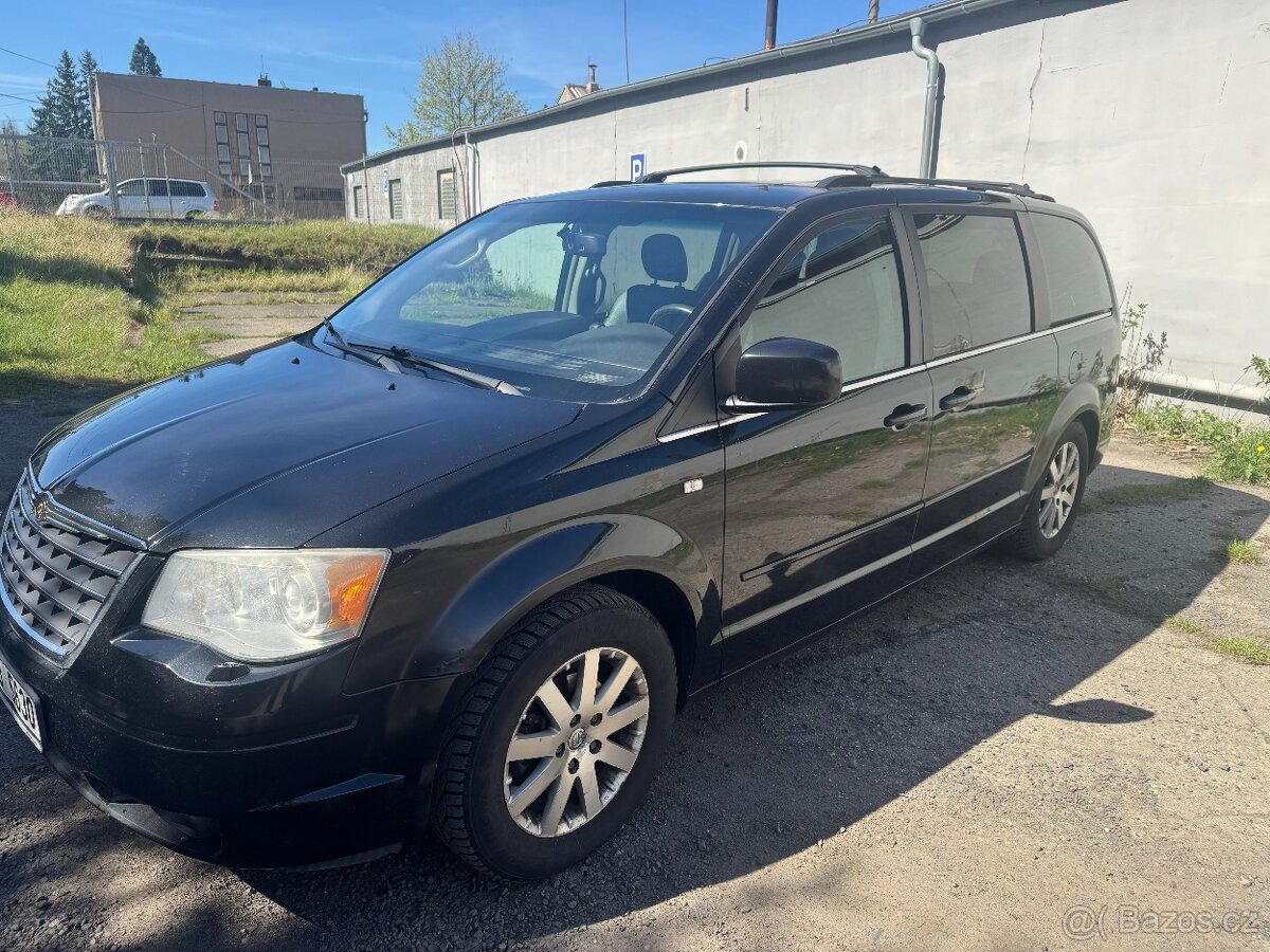 Prodám Chrysler Voyager RT - 2