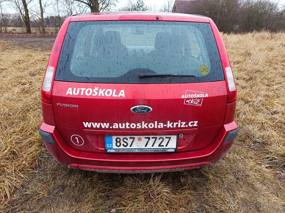Ford Fusion 1.4 - 2