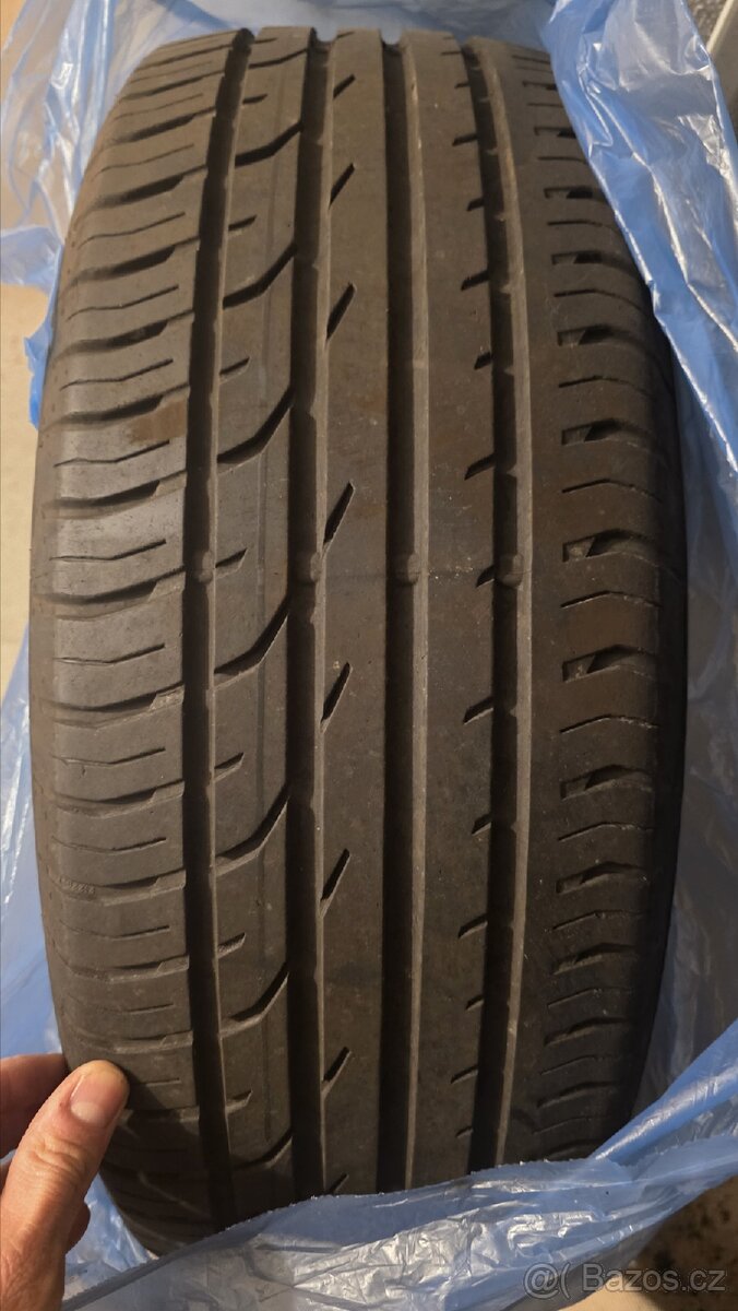 Letní pneu 215/55r18 - 2