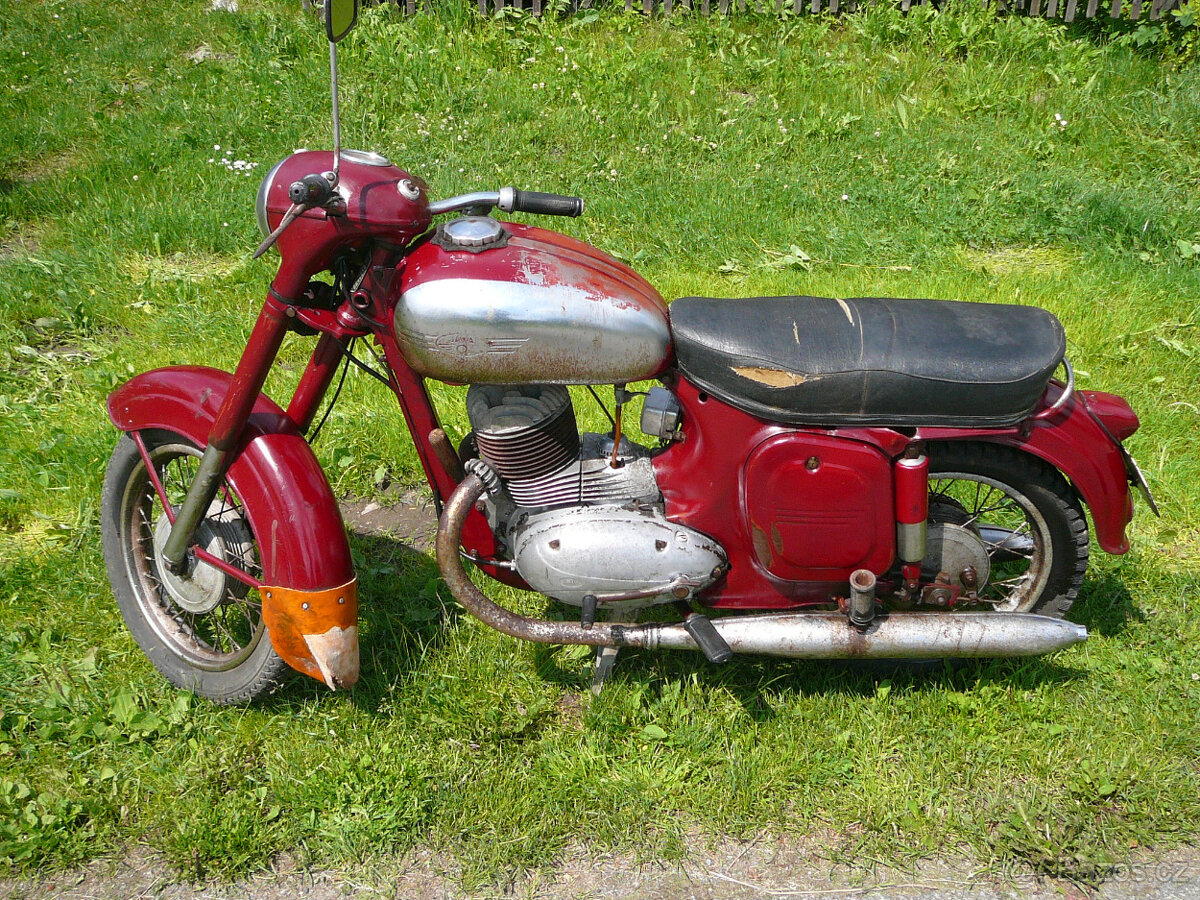 JAWA 250 Kývačka - 2