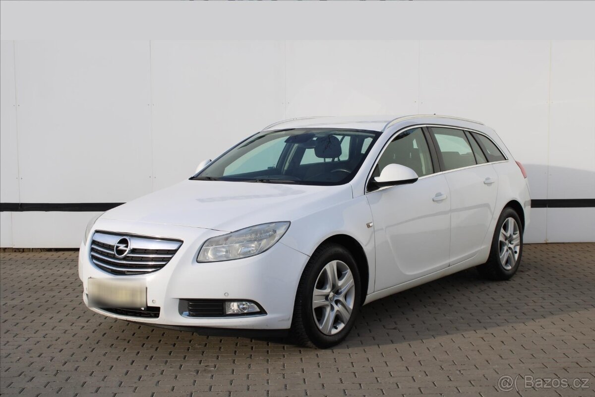 Opel Insignia 2.0 CDTI NAVI (2013) - 2