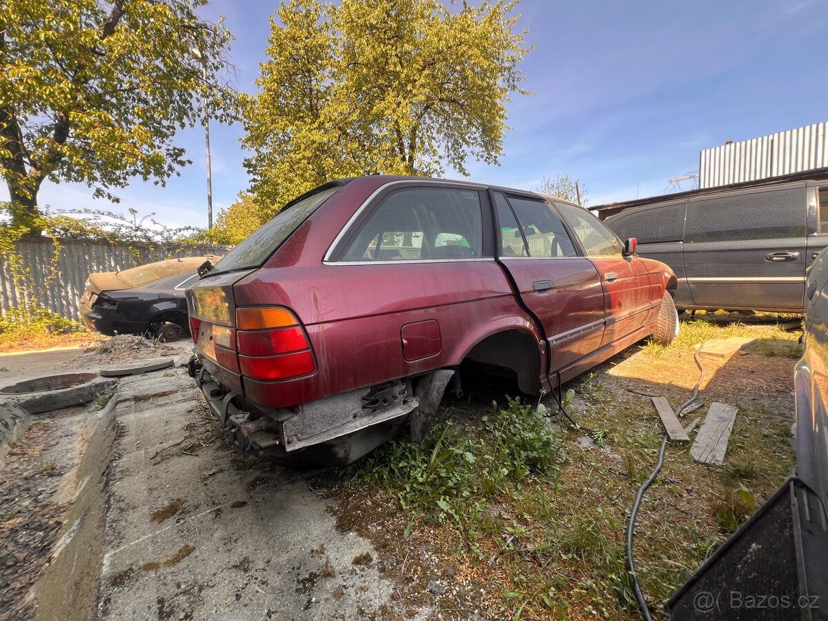 Náhradní díly Bmw e34 touring 525tds - 2