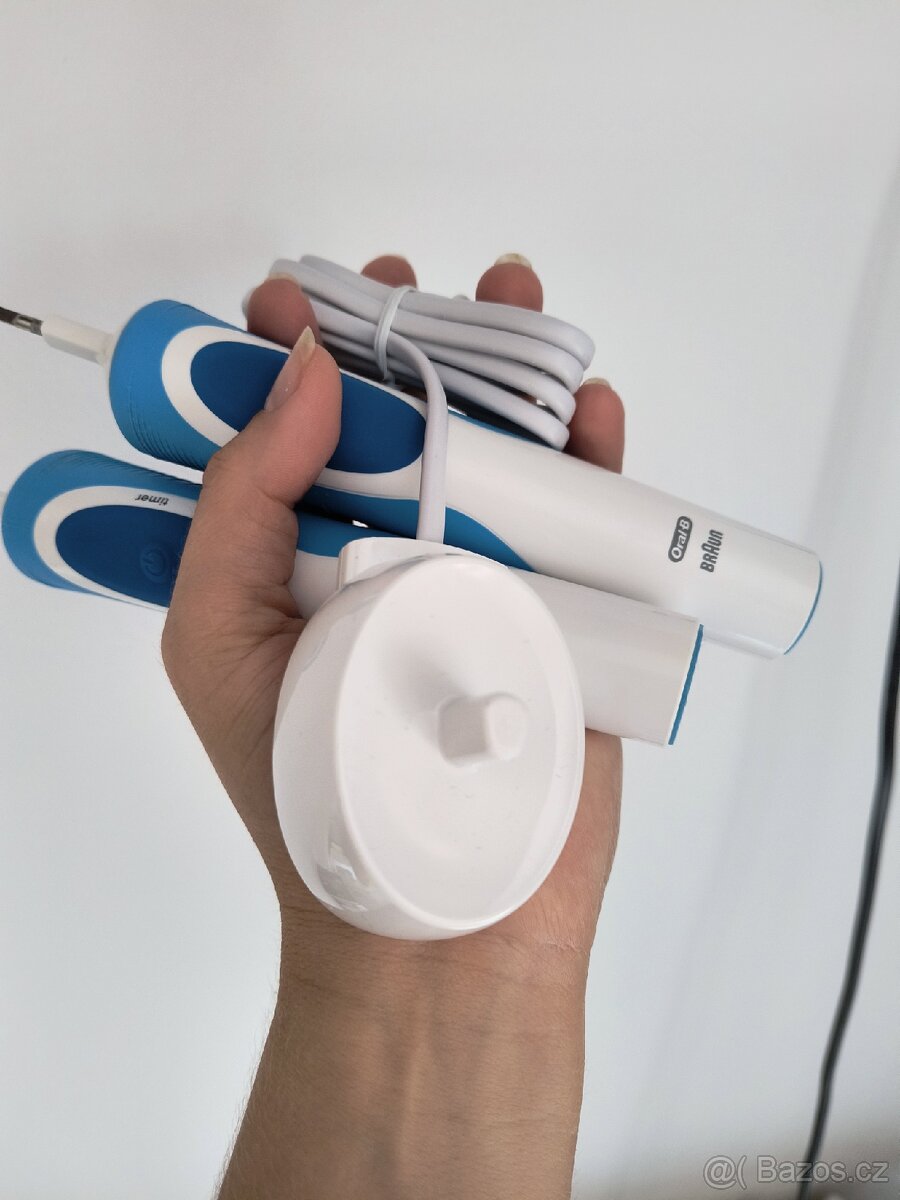 2 oral B vitality timer kartáček - 2