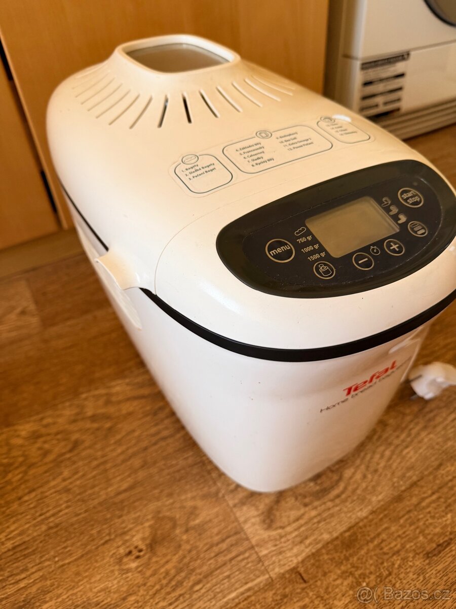 Domácí pekárna Tefal - 2