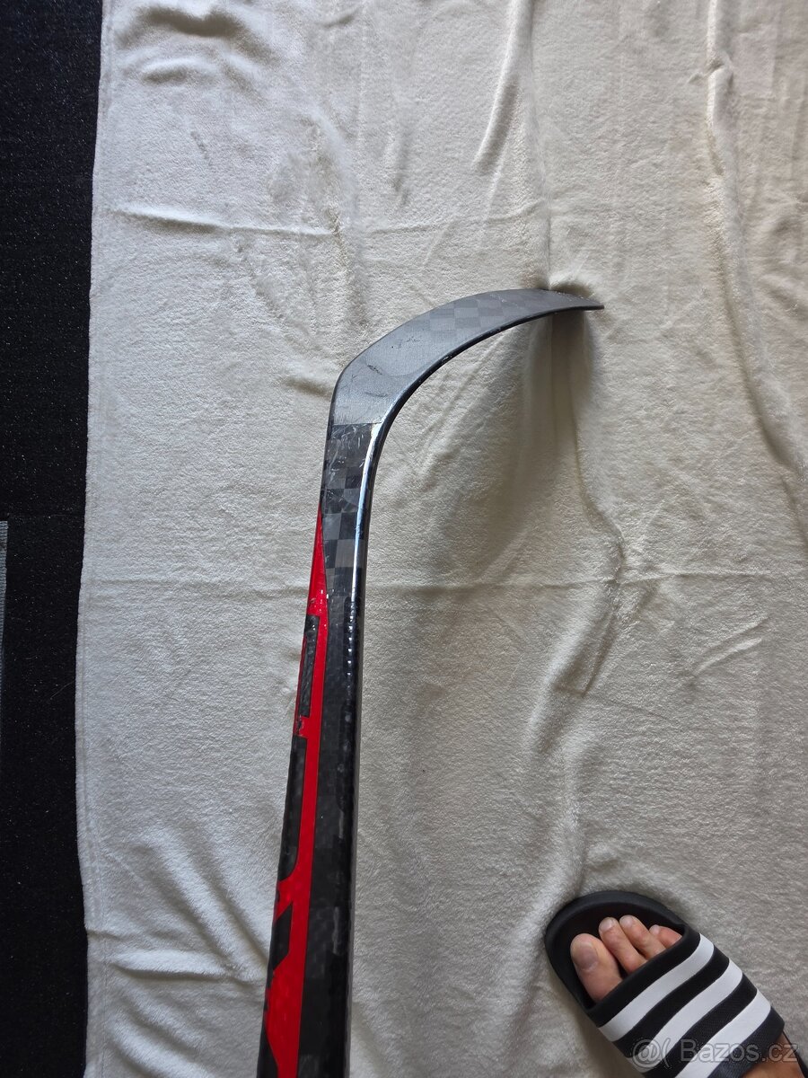 Prodám hokejku Bauer Nexussync profi model - 2