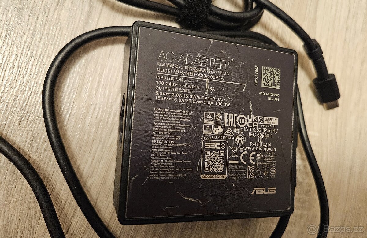 Asus Rog cestovni adapter - 2