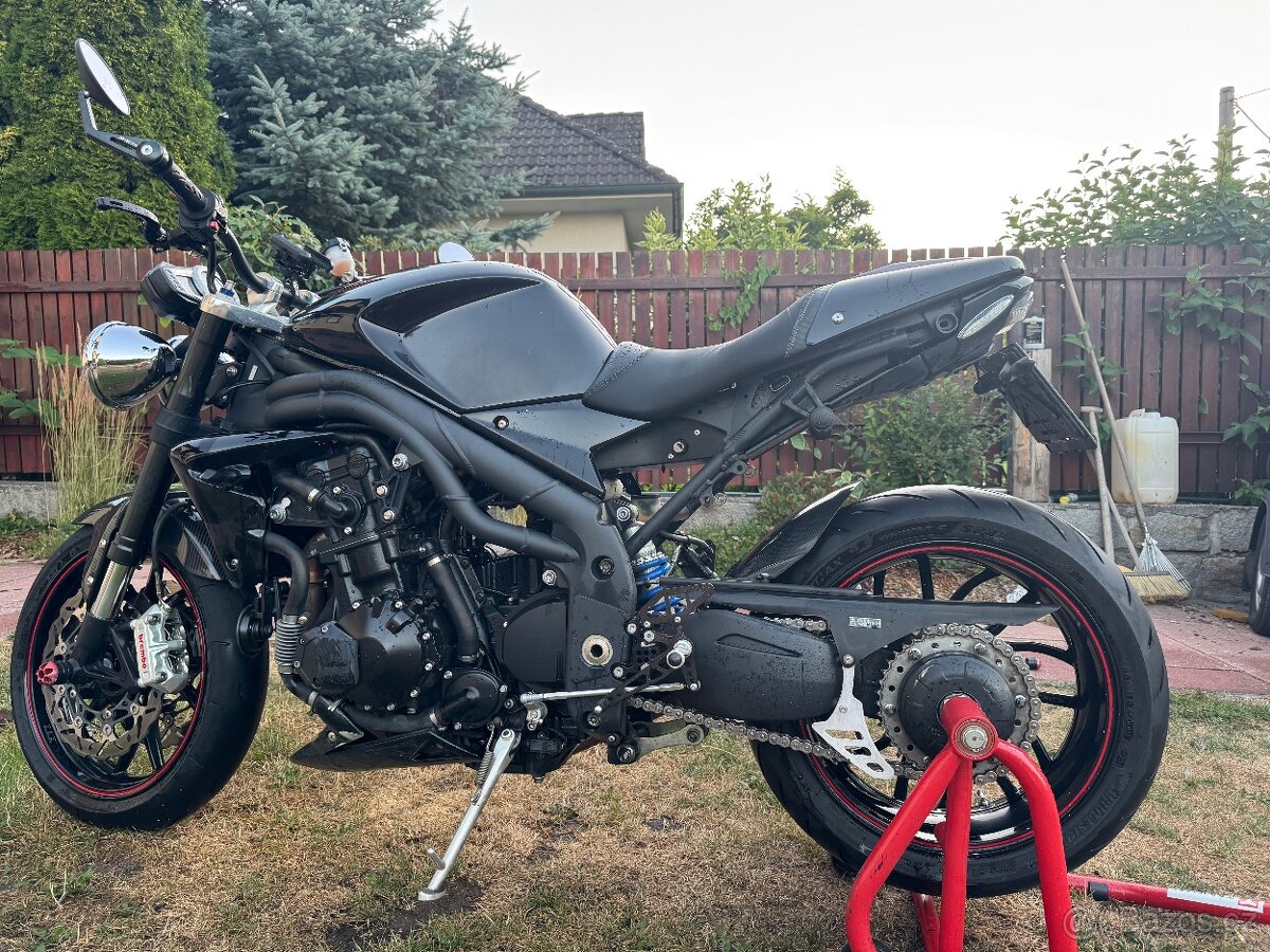Triumph speed triple 1050 - 2
