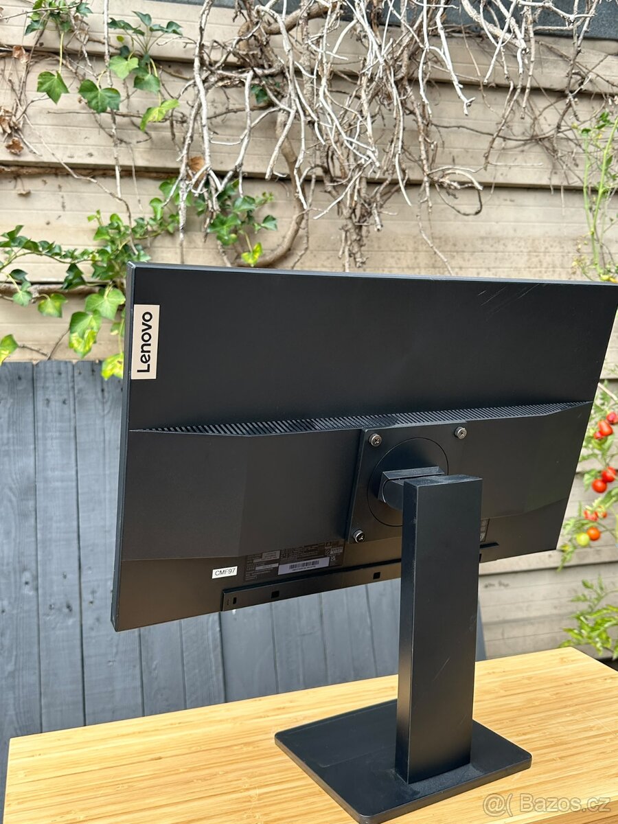 Lenovo ThinkVision E24q-20 – QHD IPS 75 Hz – 10 ks - 2