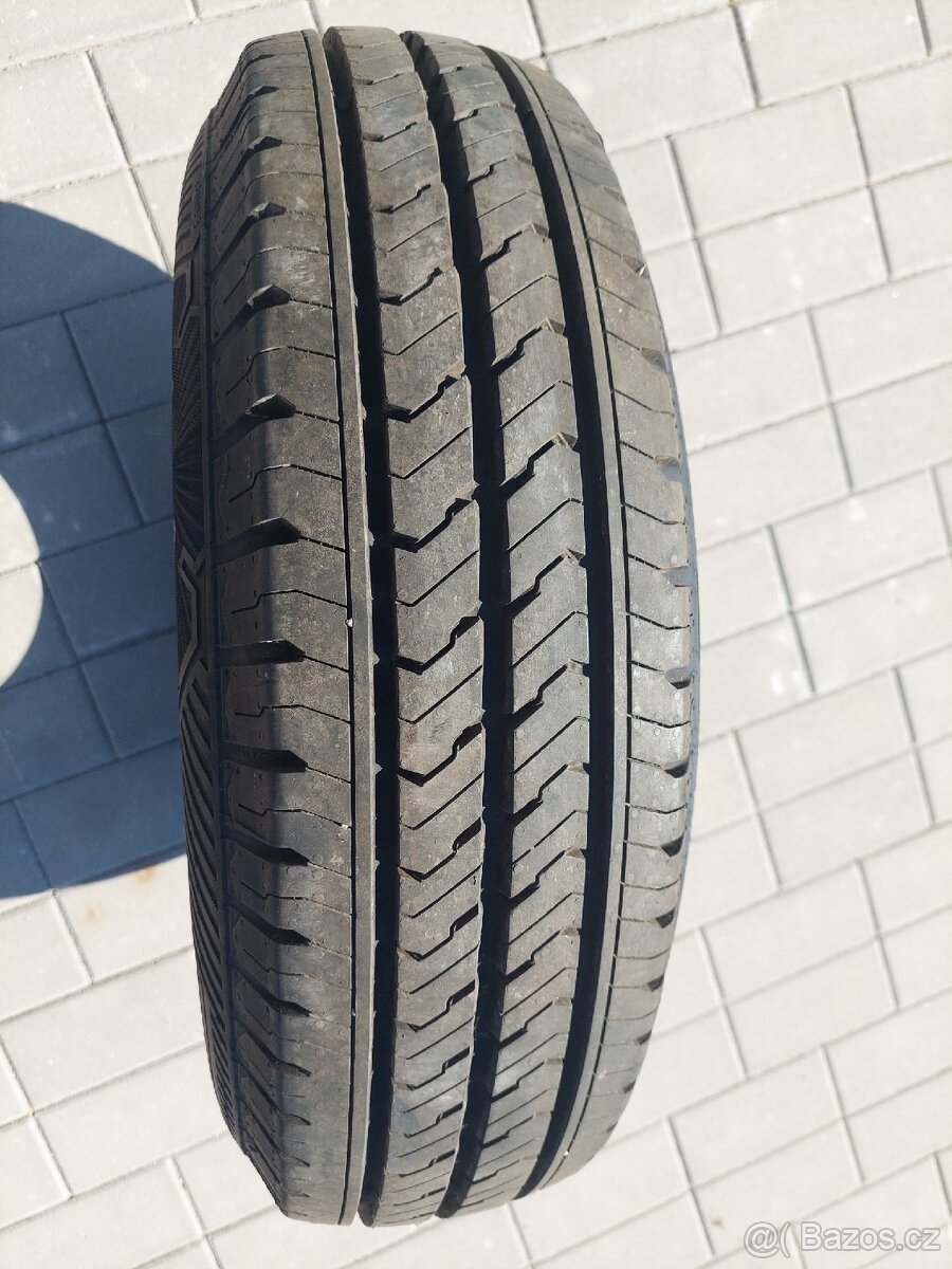 Novy Plášť 185 R14 C Barum - 2