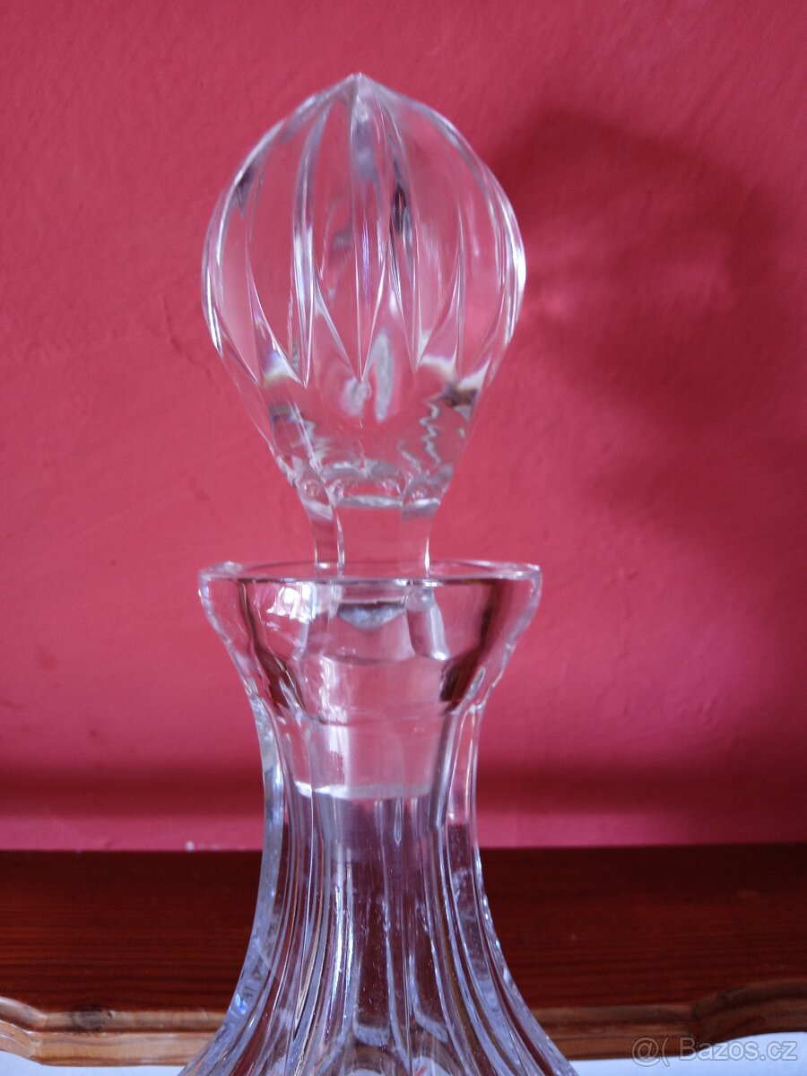 Broušená křištálová karafa na víno - 2