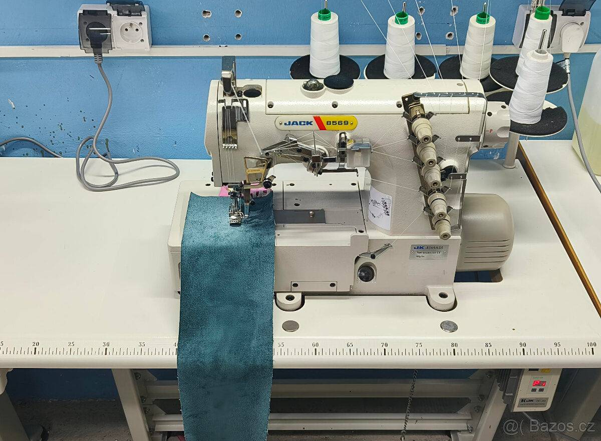 Průmyslový coverlock Jack 8569ADI - 2