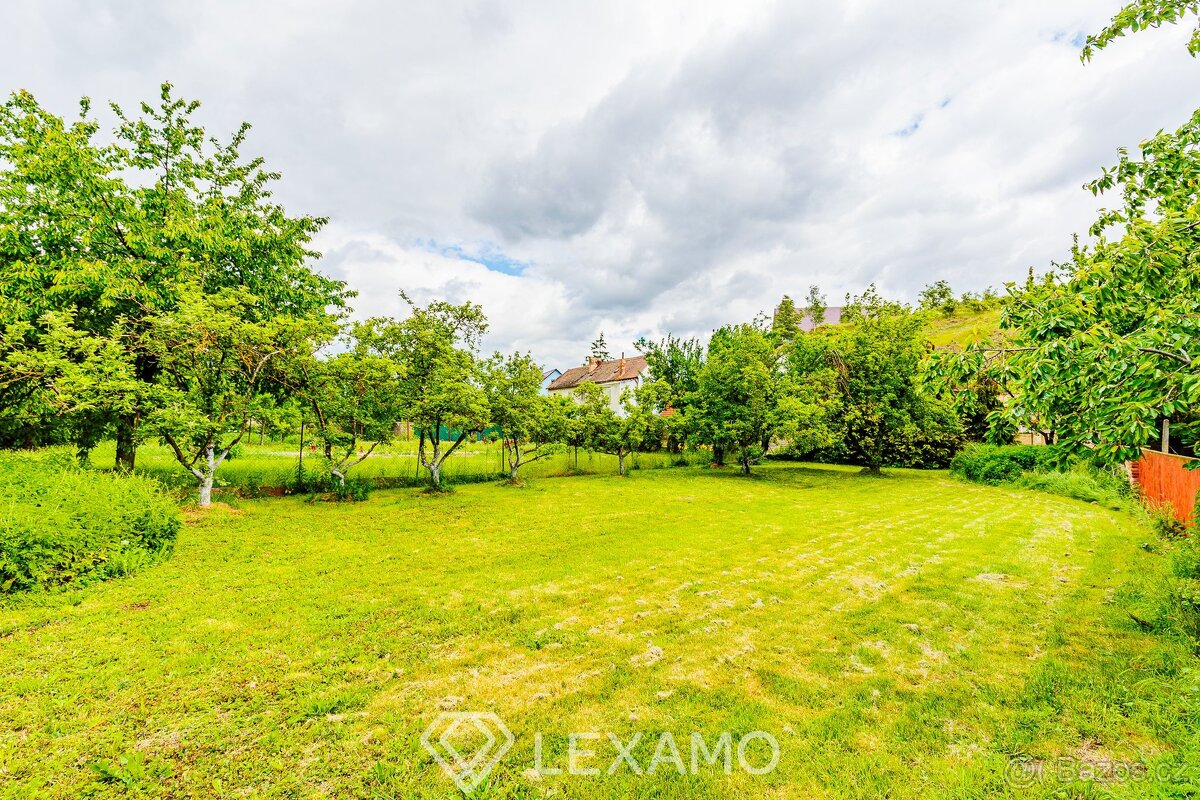 Prodej rodinného domu s pozemkem a stodolou: Únanov u Znojma - 2