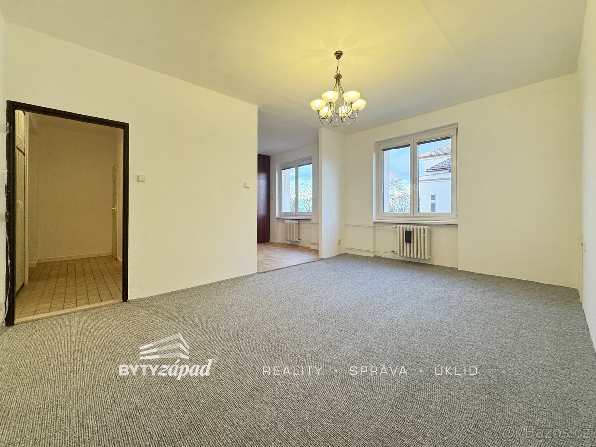 Pronájem bytu o dispozici 1+1 a o velikosti cca 34 m² v Plzn - 2