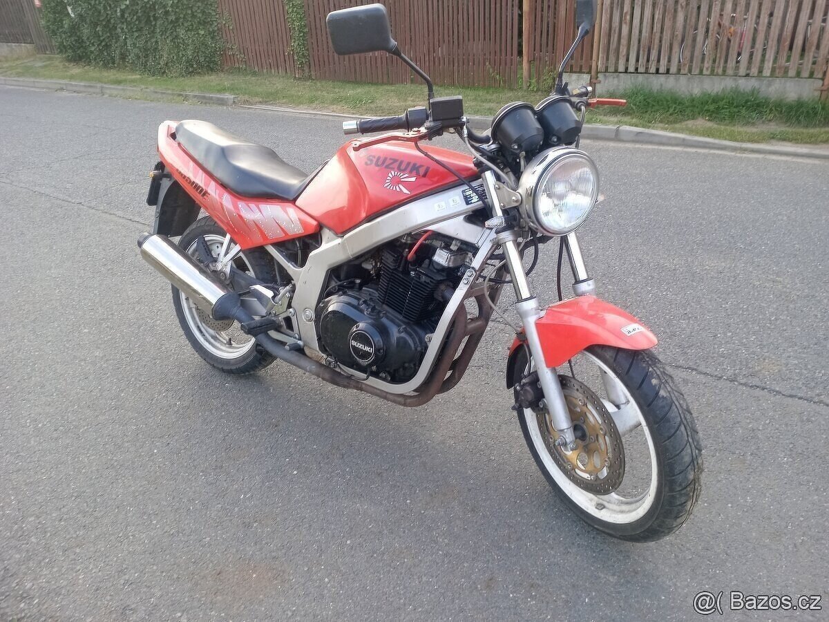 Suzuki GS 500E v TP 25kw - 2