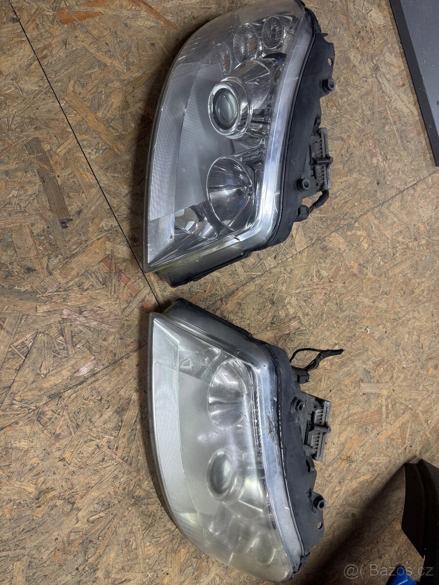 Přední xenonové světla VW Sharan - 2