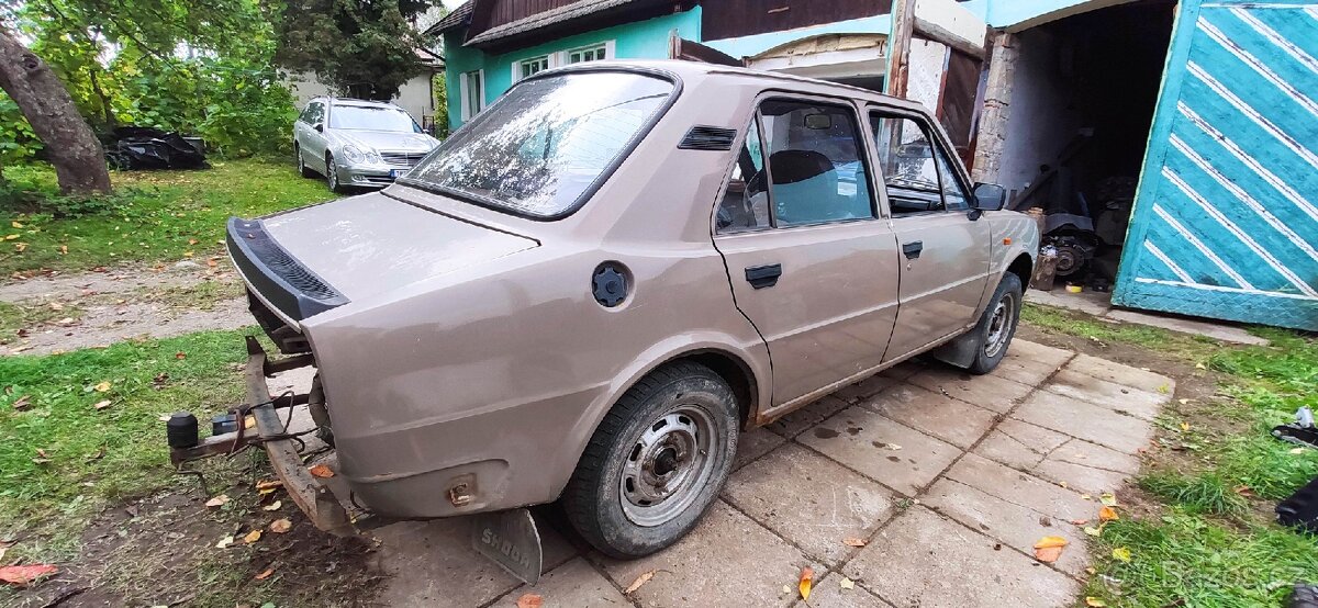 Náhradní díly škoda 120l - 2