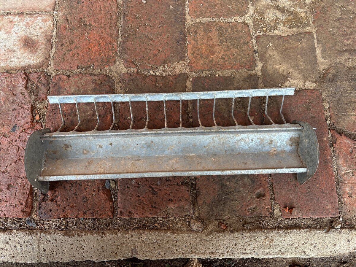 Korýtko / krmítko pro drůbež - 2