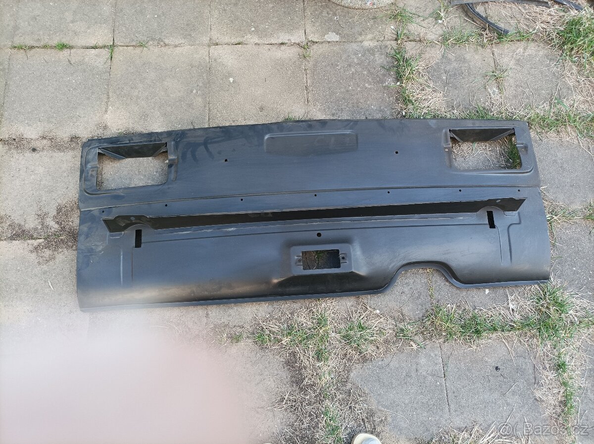 Dveře Tatra 600 Tatraplan na renovaci - 2