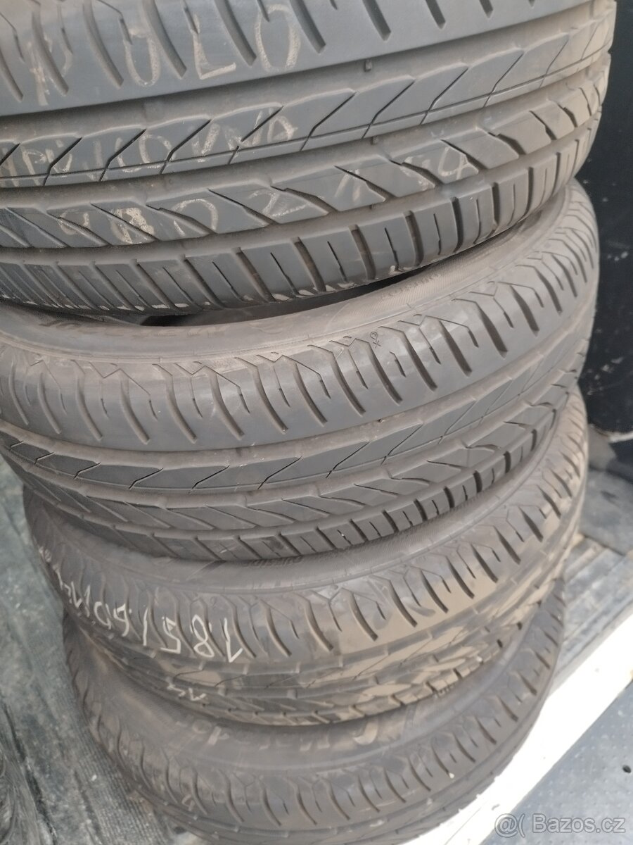 Pneu 185/60/14 - 2