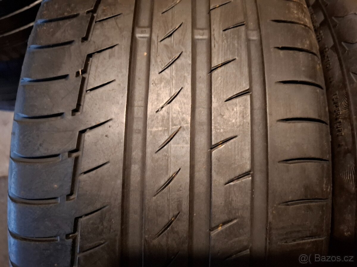 235/50/19 Continental Letní 5 mm - 2