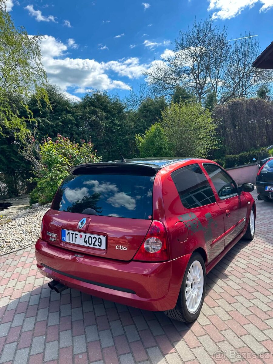 Renault Clio Sport 2.0 - 2