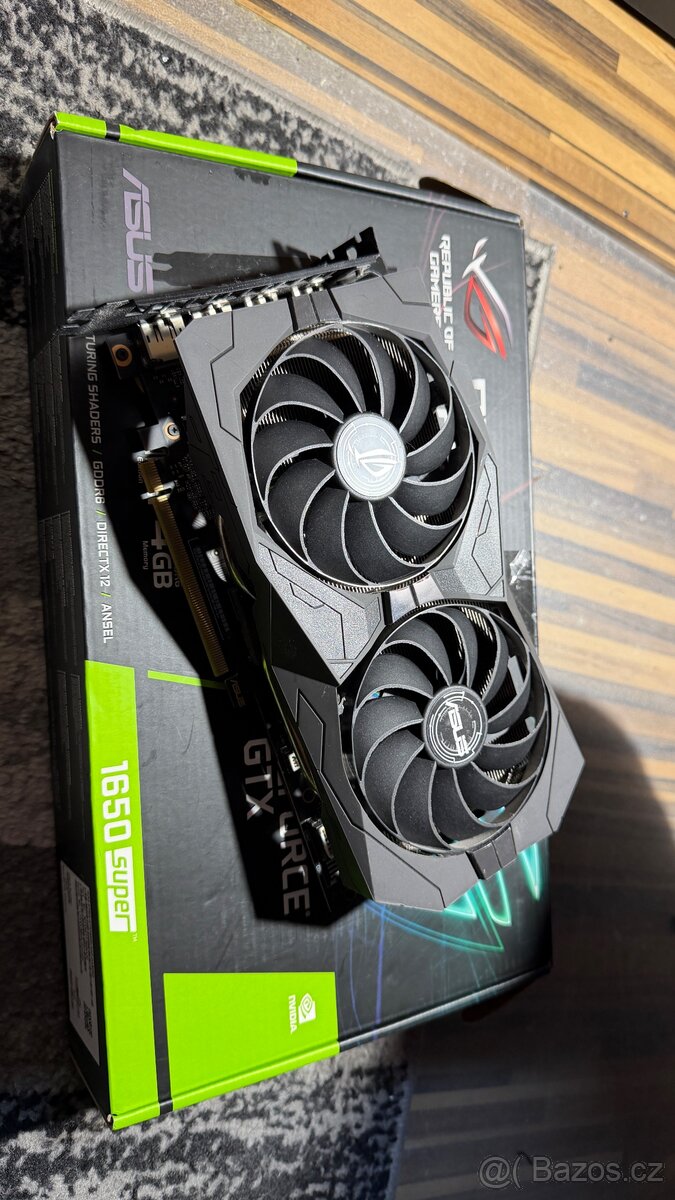 Asus ROG STRIX GTX 1650 SUPER - 2
