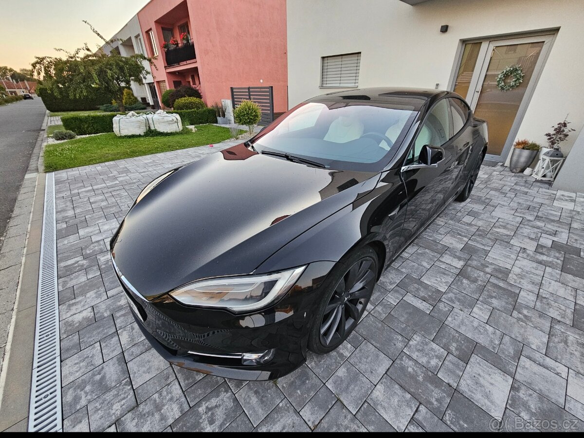 TESLA Model S 100D Long range - 2
