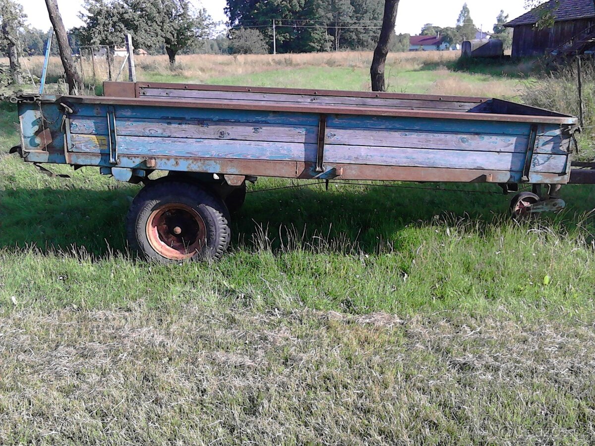 Jednoosý přívěs, rozmetadlo hnoje bez rozmetani - 2