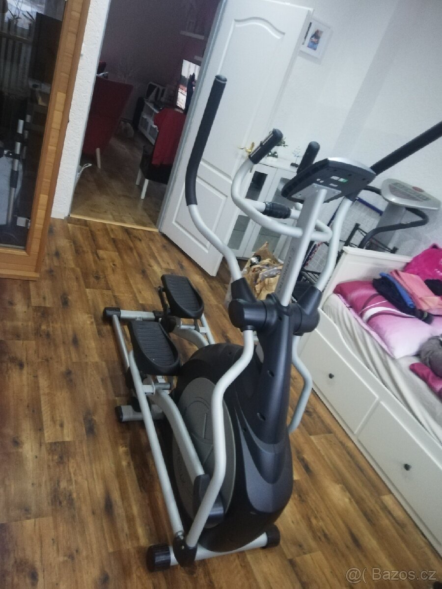 Crossový trenažér ENERGETICS XT 1010 - 2