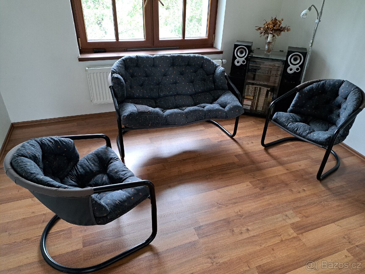 Prodám lehkou sedačku. - 2