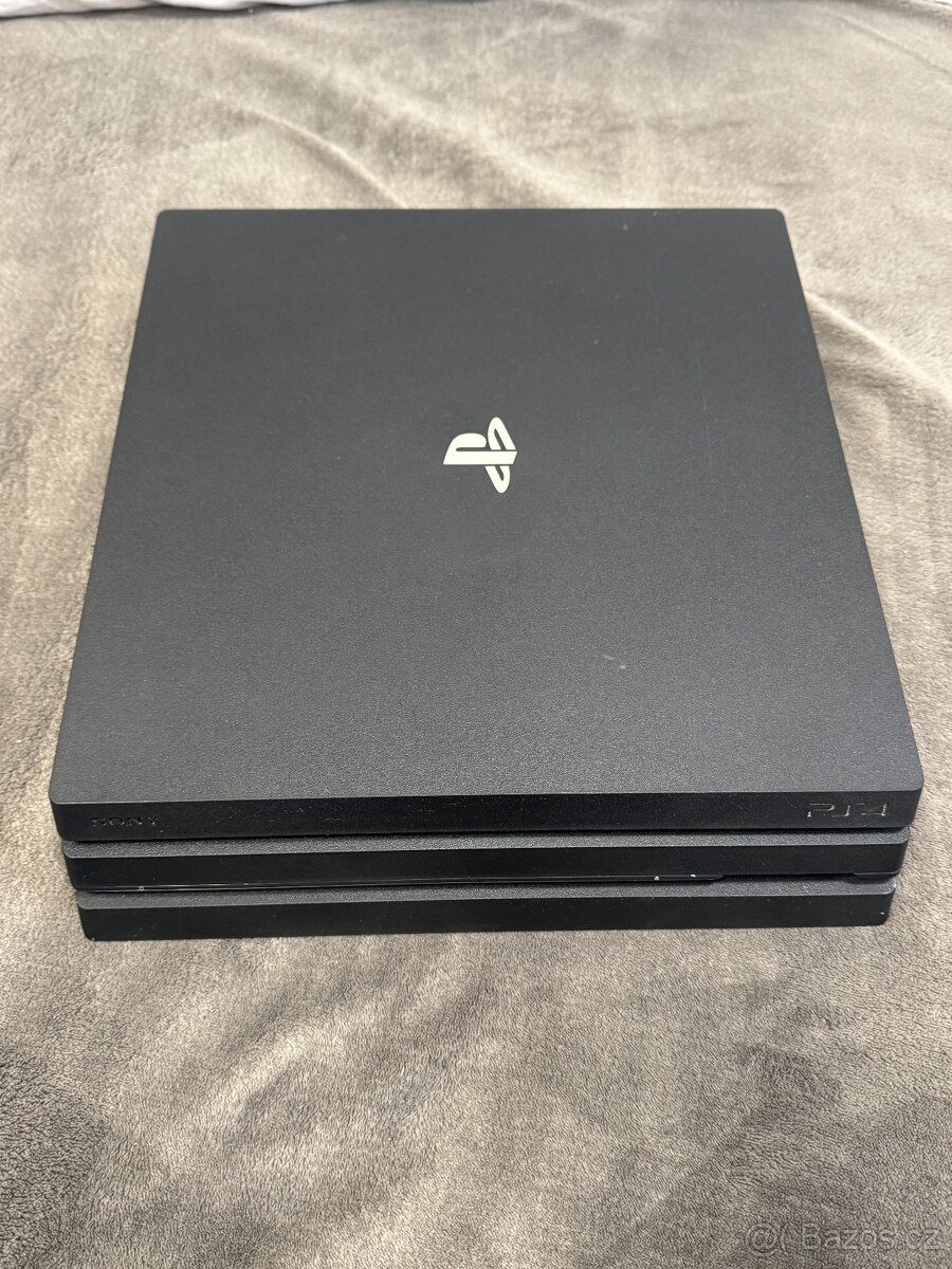 Playstation 4 Pro - 1TB - 2