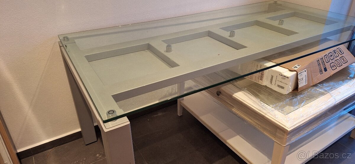 Holandský jídelní stůl - 2