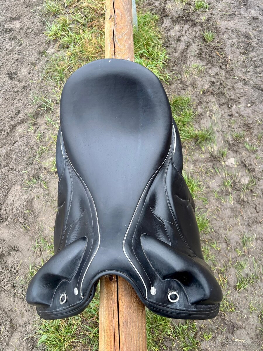 Drezurní sedlo Devoucoux Makila Lab - 2